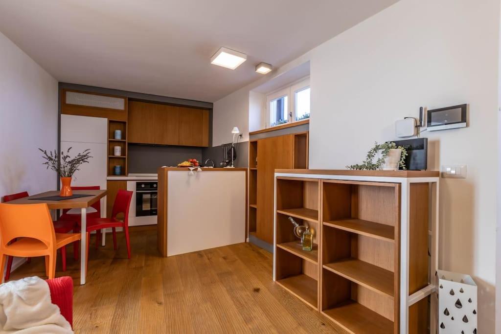 Cconforthotels Appartamento Domus Venezia Bari Bagian luar foto